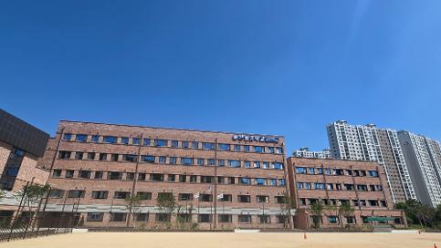 학교 전경
